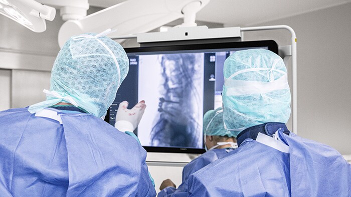 How a Hybrid OR can improve minimally invasive spine surgery